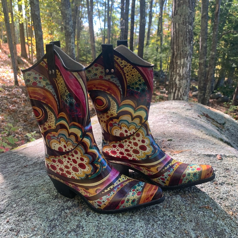 Super cool Nomad Yippy rain boot